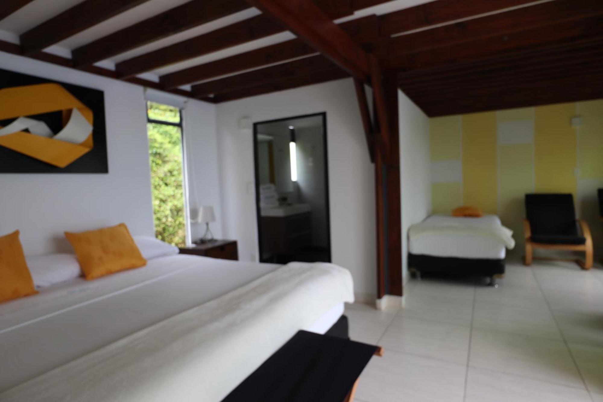Hotel Syvanna Wellness&Spa Cerritos Exterior foto