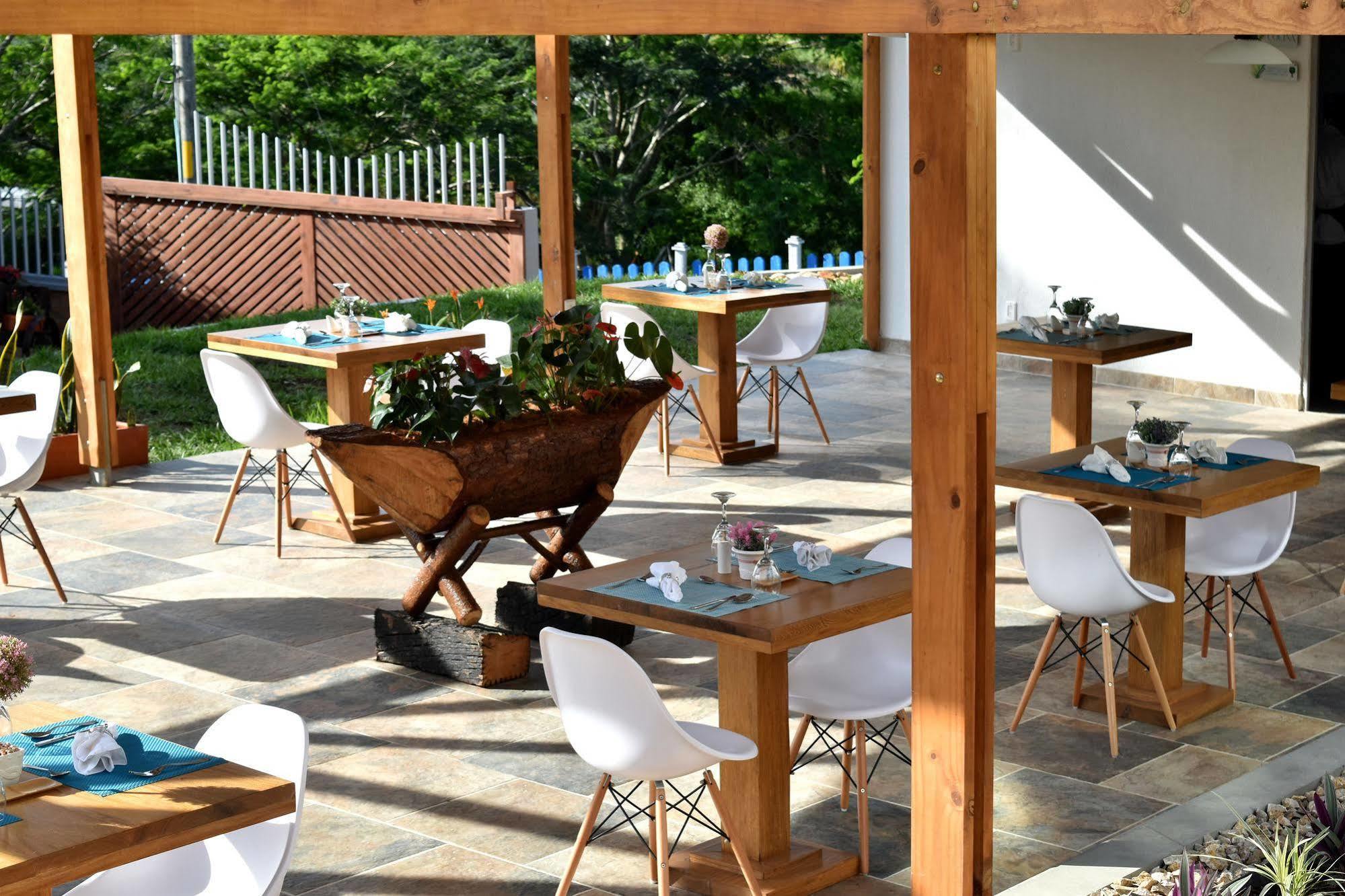Hotel Syvanna Wellness&Spa Cerritos Exterior foto