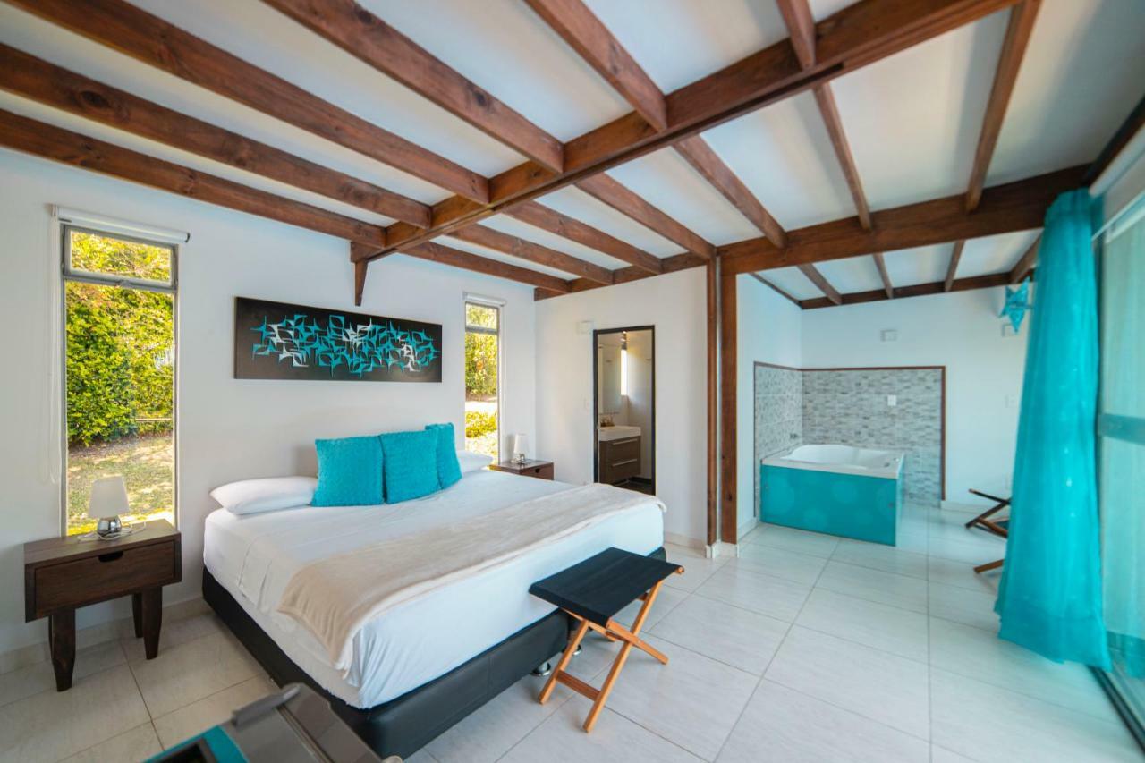 Hotel Syvanna Wellness&Spa Cerritos Exterior foto